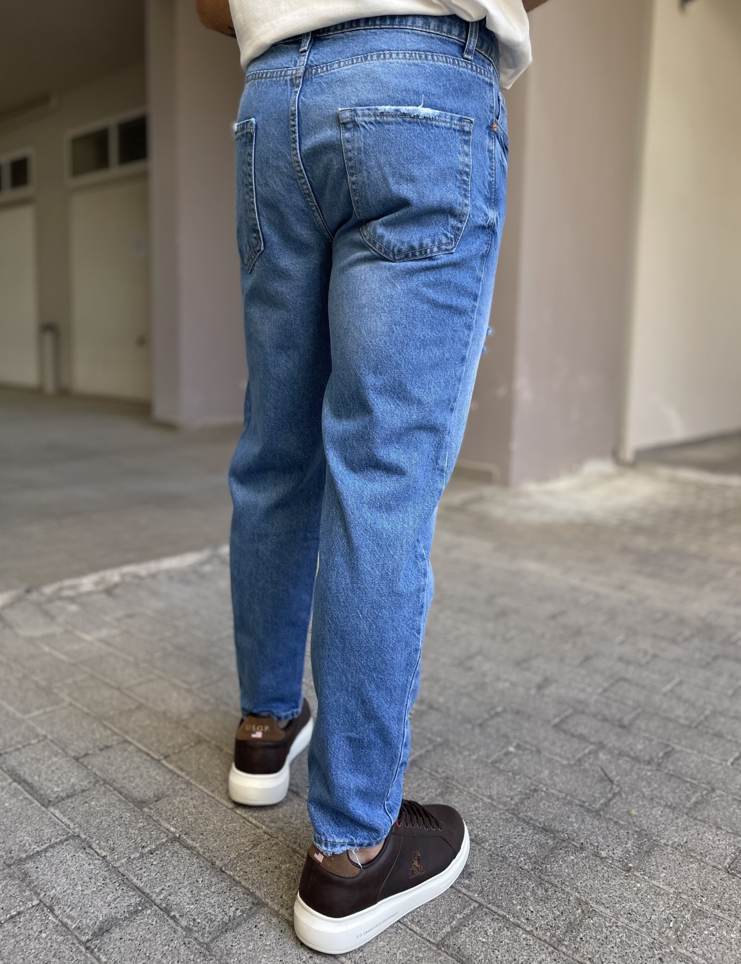 Ανδρικό μπλε ξεβαμμένο loose τζιν πεντάτσεπο με φθορές WE3011 φωτογραφία